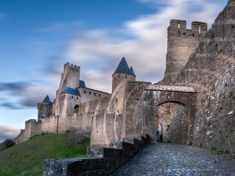 La précision et l’élégance du portrait royal français au 16e siècle